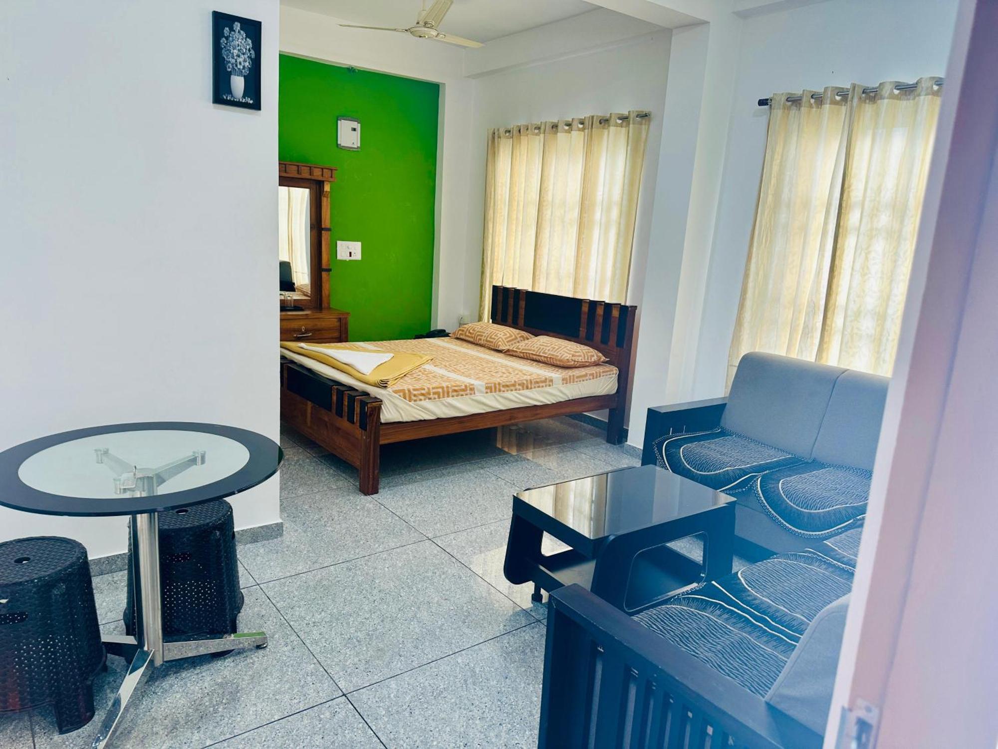 Atlas Residency Kalpetta Exterior photo